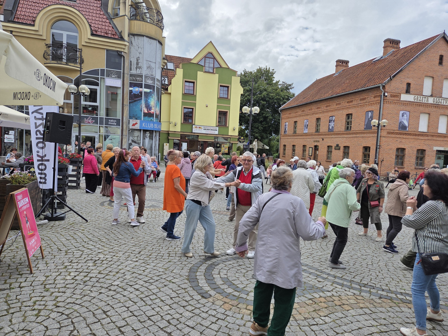 Potańcówka na Targu Rybnym Potańcówka na Targu Rybnym