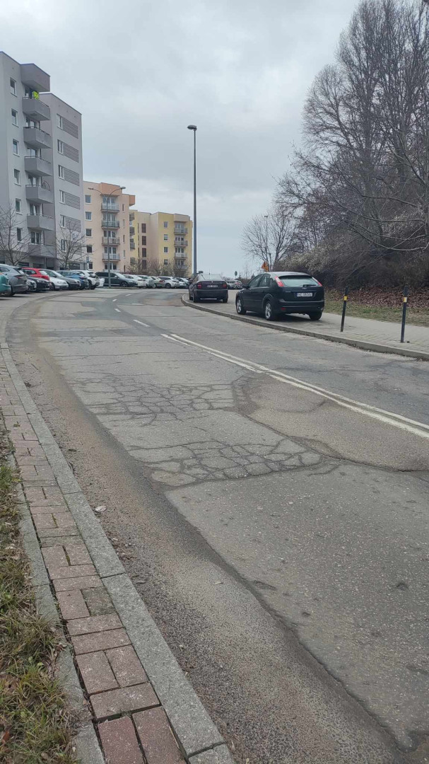 Ulica Barcza w kierunku Kościoła Ulica Barcza w kierunku Kościoła
