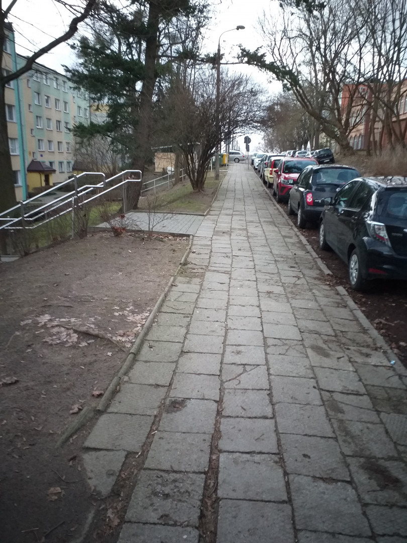 Chodnik przy ul. Na Skarpie w Olsztynie Chodnik przy ul. Na Skarpie w Olsztynie